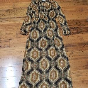 Long sleeve Chiffon Maxi Dress